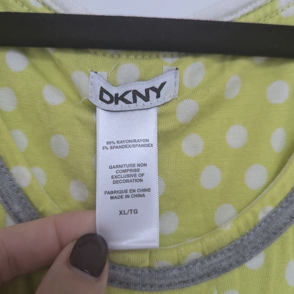 DKNY Yellow Polka Dot Sleeveless Top - Picture 3 of 6
